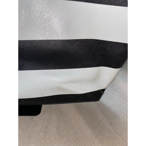 Michael Kors Large Black & White Striped Tote Bag with Gold Logo Hardware - Picture 9 of 12